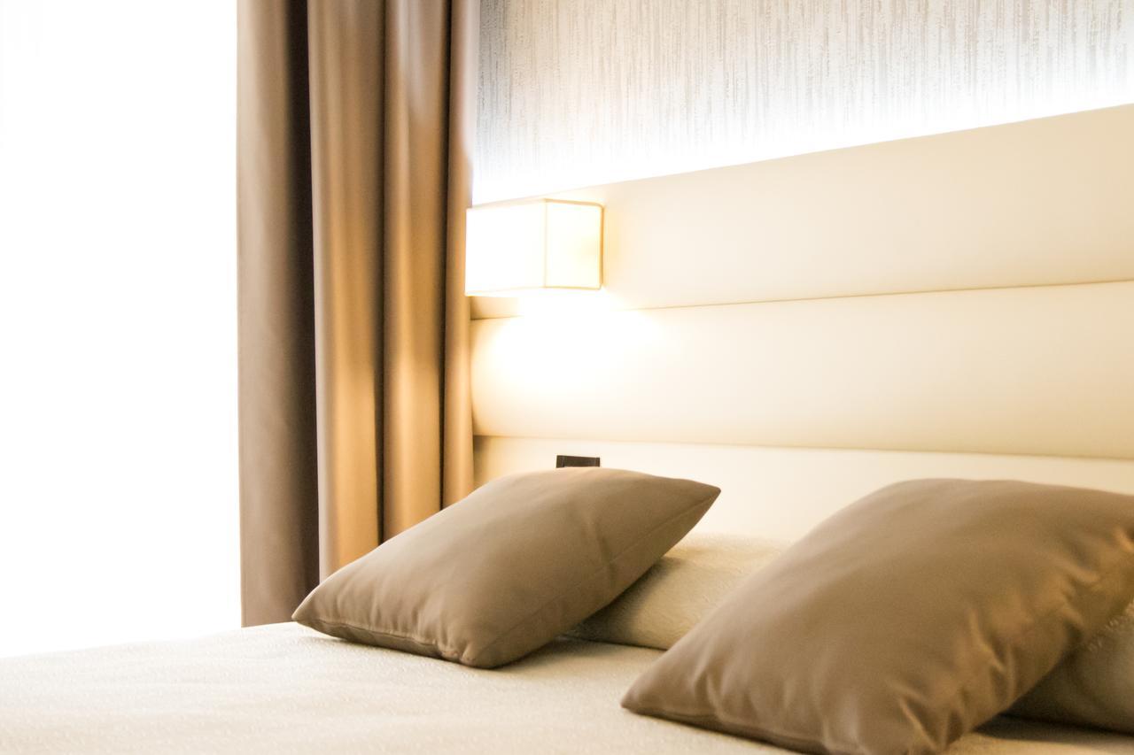 Hotel La Conchiglia Белариа-Игеа Марина Екстериор снимка